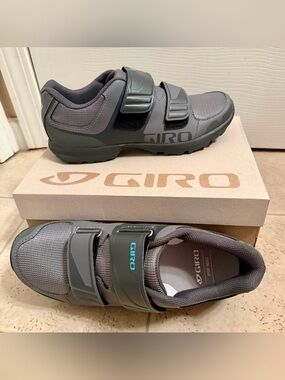 Giro Women’s Road/Mountain/Cycling Shoe